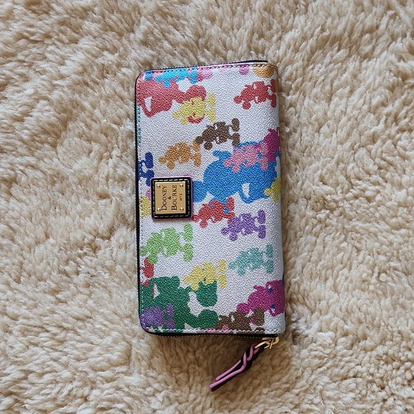 NWOT Dooney & Bourke Disney Parks Rainbow Mickey Mouse Large Wallet 💗🌈💜🐁 - Picture 2 of 15